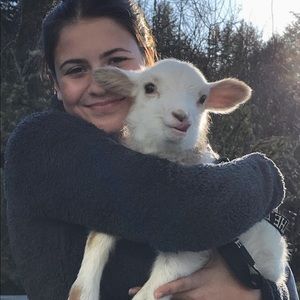 Meet your Posher, Elliana